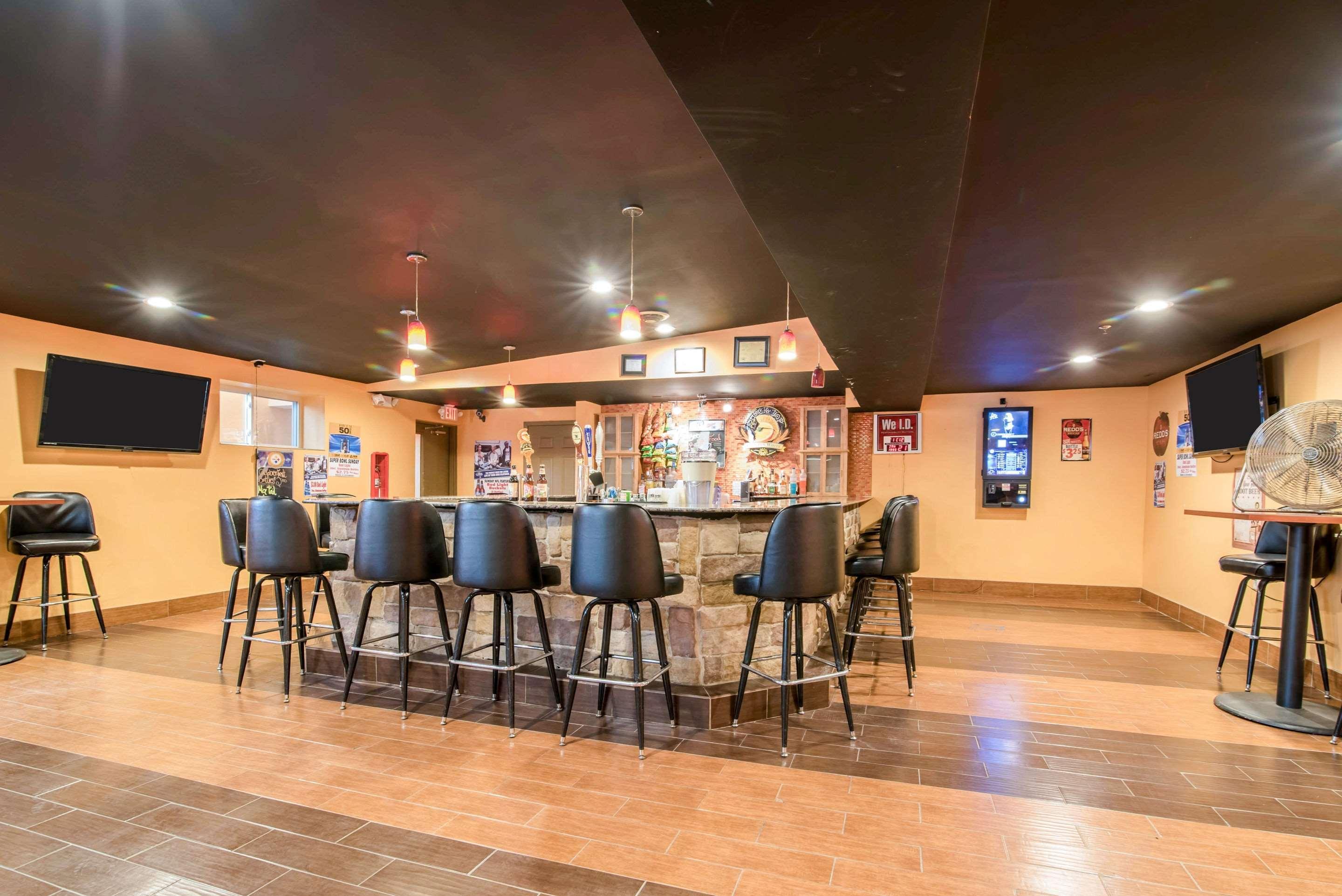 Hotel Rodeway Towanda