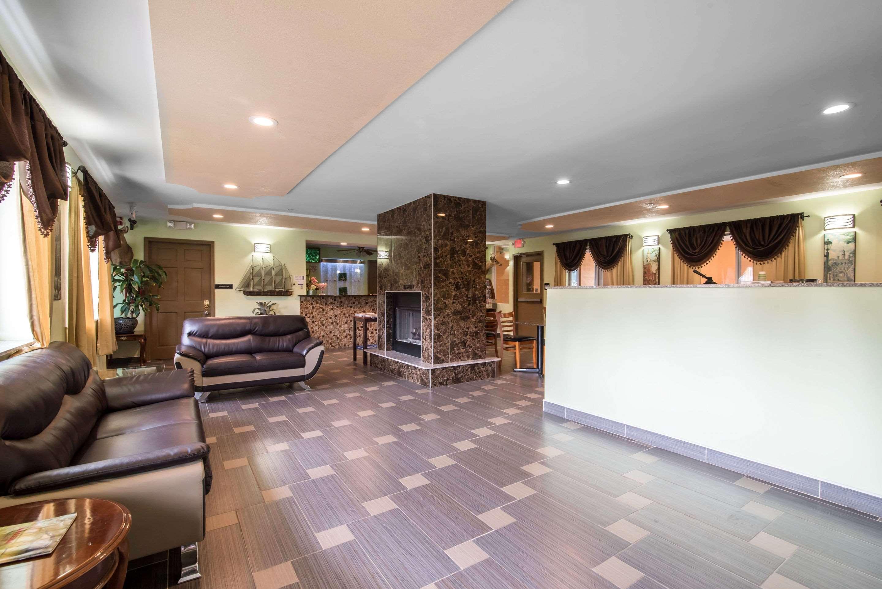 Hotel Rodeway 3*
