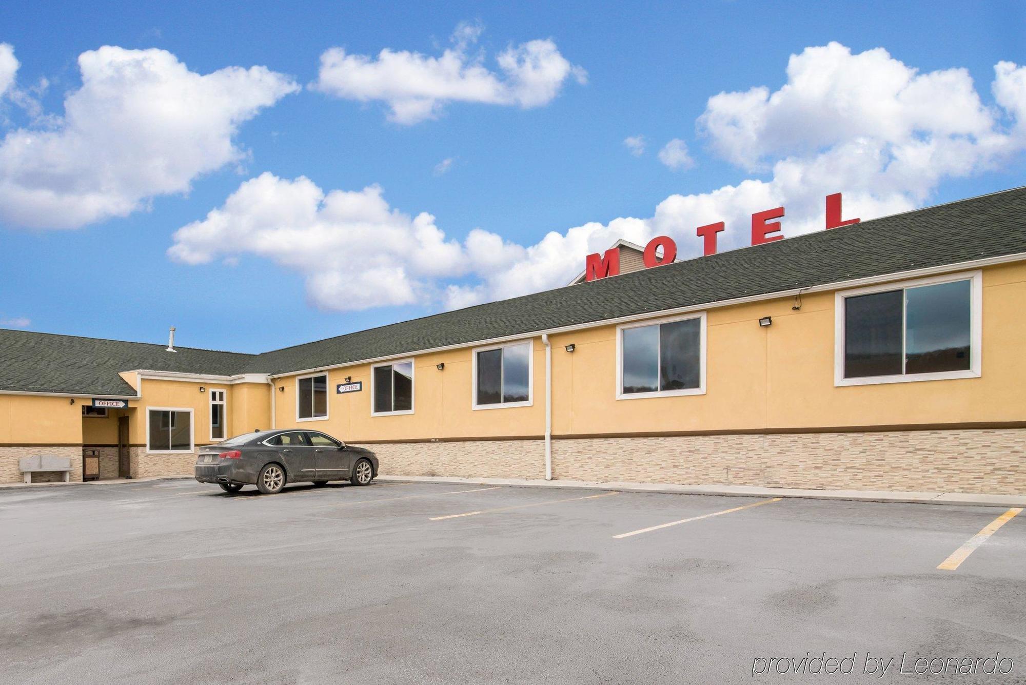 Rodeway Hotel